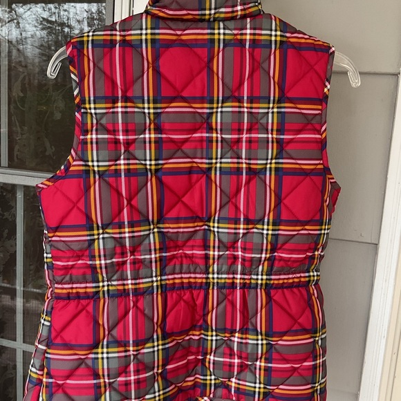 St Johns Bay Womens Small Red Plaid Quilted Puffer Vest EUC - Picture 9 of 9
